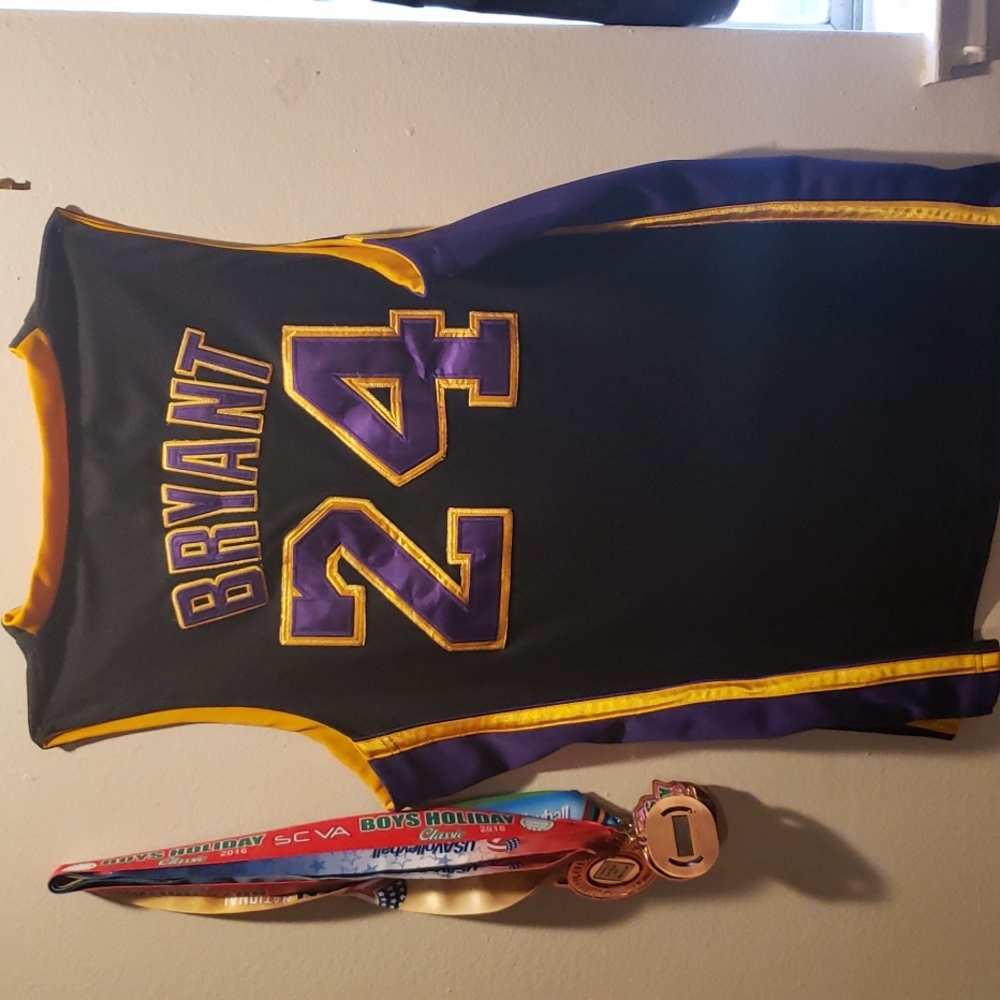 Vintage kobe jersey